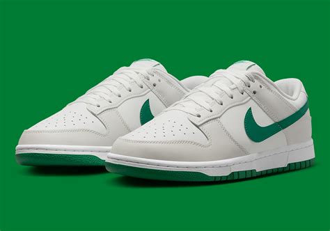 nike dunks malachite